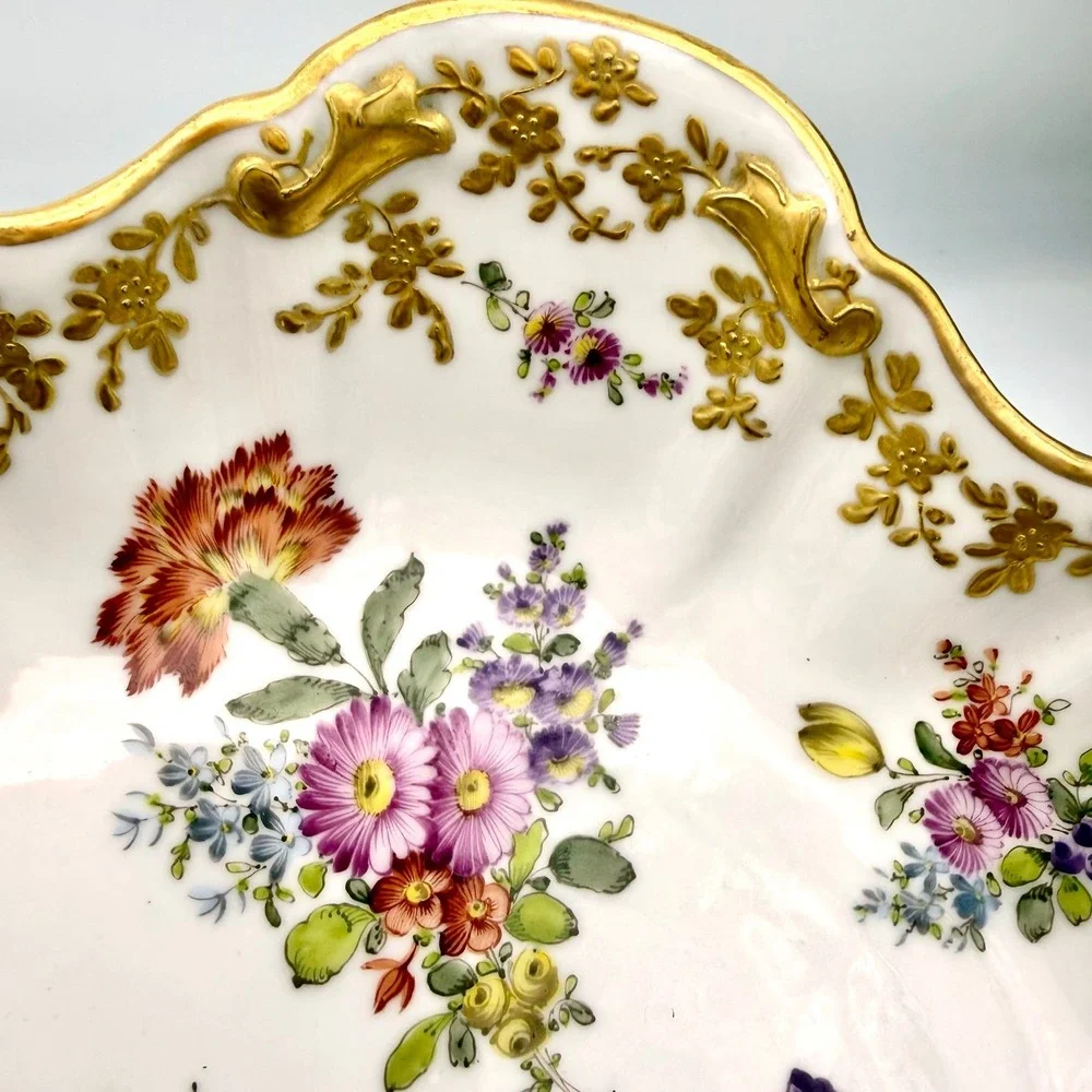 Centerpiece Footed Bowl Porcelain Rococo Gold Gilt Hand Painted Floral 9.5